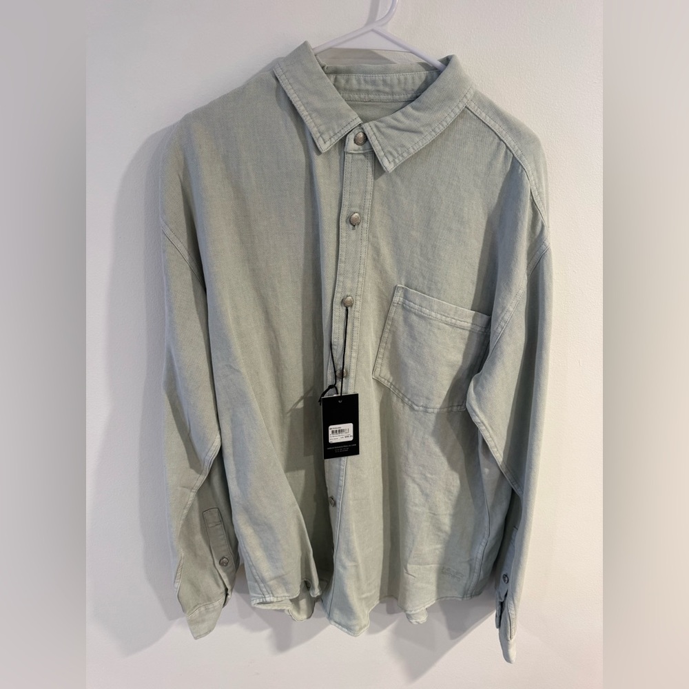 NWT Industrie Australia Men's Casual Light Green Button-Down Shirt